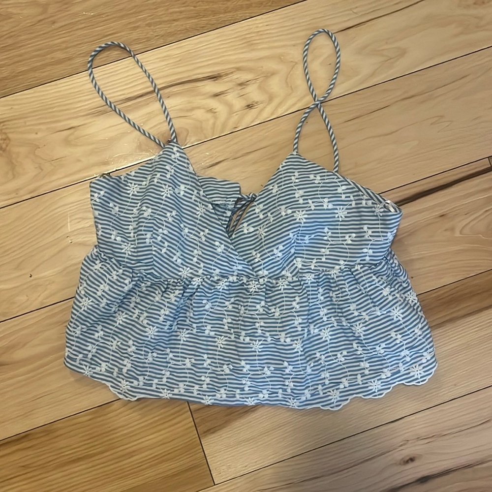 Crop top with tie in back